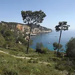 Апартаменты Giovanna Ceyreste