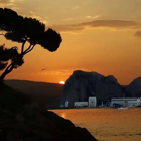 Lägenhet Giovanna Ceyreste